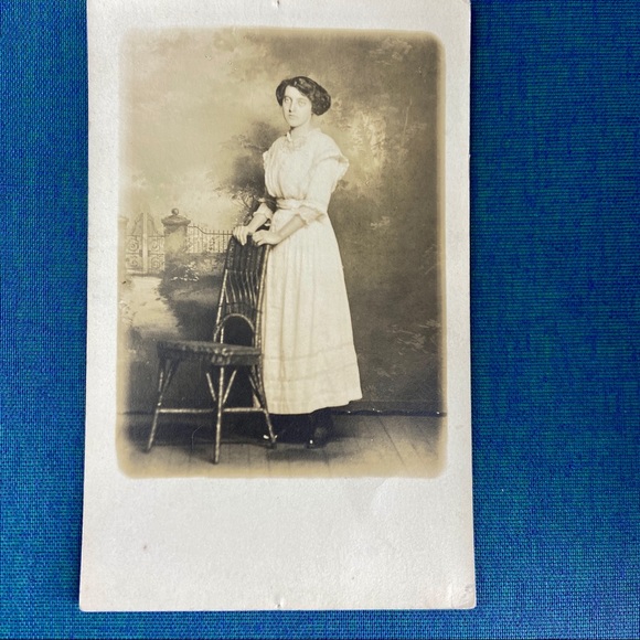 Antique Real Photograph Postcards Set of 3 Fashionable Lady Portraits - Picture 4 of 16